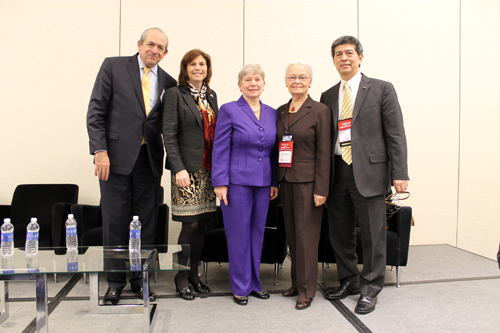 Rector participa en panel de Educación Superior en México y EUA