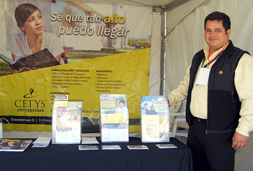 Platican con talentos jóvenes de San Luis