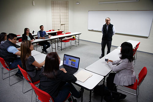 Posgrado arranca nuevo ciclo escolar