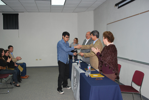Premian cuento, foto y oratoria