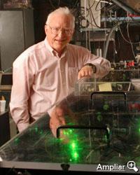 Estará en CETYS Premio Nobel de Física