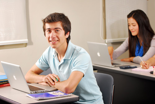 ¡Continúa tus estudios con nosotros!