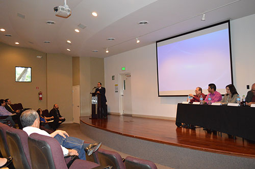 Presentan mejores trabajos de Posgrado