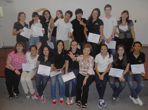 Prepa reconoce a alumnos destacados