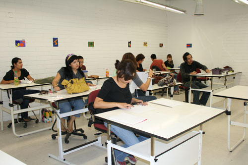 Participan Estudiantes en Interesantes Talleres