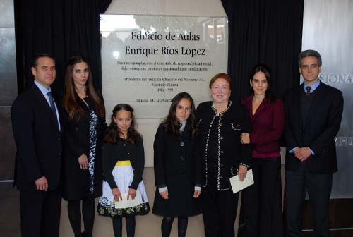 Rinden Homenaje a Enrique Rios López