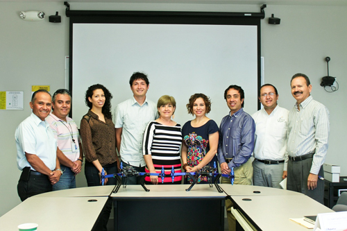 Firman convenio con 3D Robotics