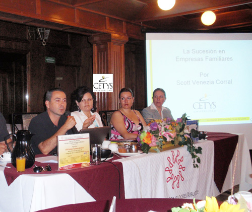 Maestro Especialista Presentó Plática ante Asociación Civil