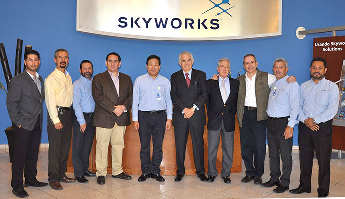 Procuran mayor vinculación con Skyworks