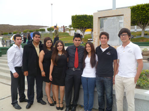 Se comprometen ante comunidad estudiantil
