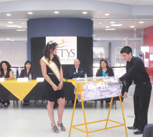 !Primer Premio Cayó en Ensenada!