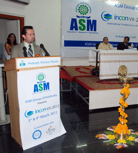 Se fortalecen lazos con India
