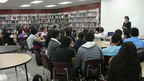 Orientan a alumnos del Sur de California