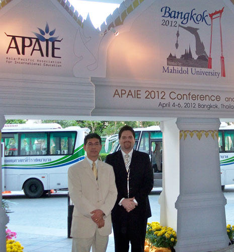 Habla sobre Educación Superior en Tailandia