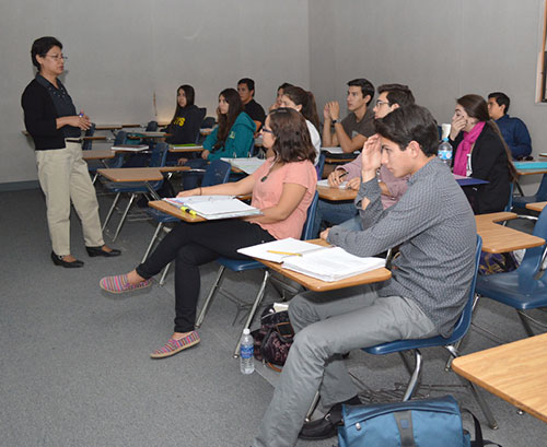 Revisan temas contables