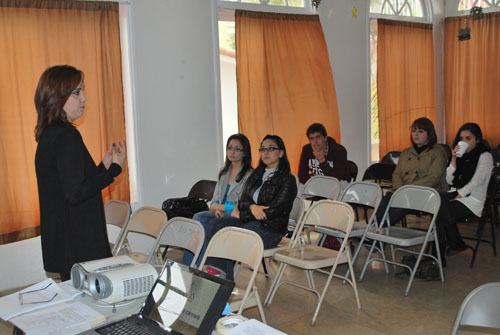 Participan en taller de fin de carrera