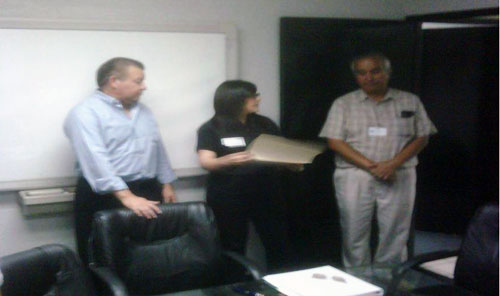 Se Acercan a Empresa Multinacional