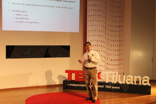 Convergen ideas en TEDx