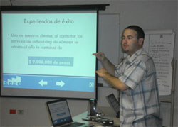 Imparten Plática Formativa a Estudiantes de CETYS