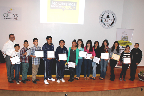 Entregan reconocimientos TOEFL Jr