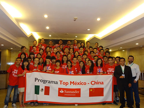 “Top China” de Santander beca a alumnos