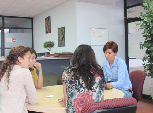 Realizan Tour de Medios las Candidatas a Reina CETYS