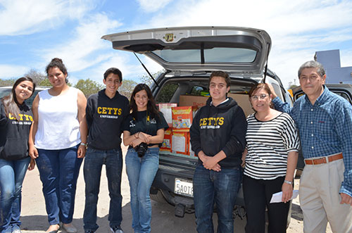 Apoya UNIRED a damnificados en Ensenada