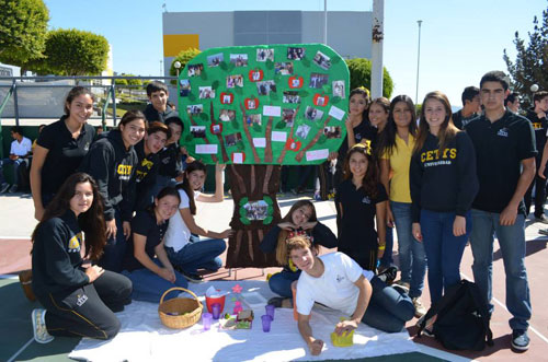 Bachilleres participan en jornada de valores