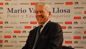 Impacta conferencia de Vargas Llosa