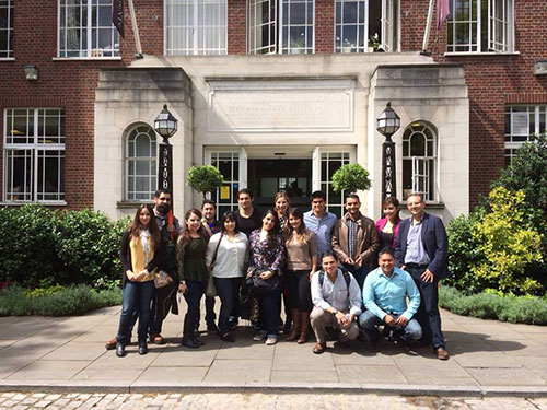 Alumnos de Posgrado cursan materia en Londres
