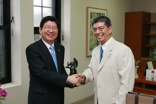 Fortalecen vínculo BC y Asia