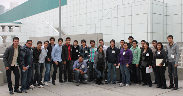 Ingenieros viajan a evento en Los Ángeles