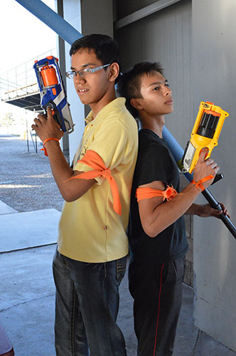 Invaden Zombies al campus