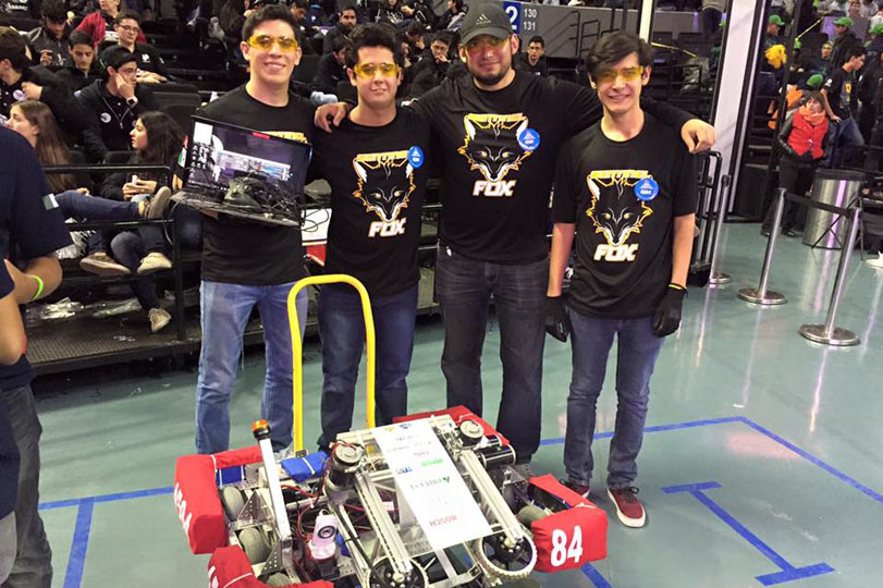 SentinelFox, dentro del top 10 de competencia robótica