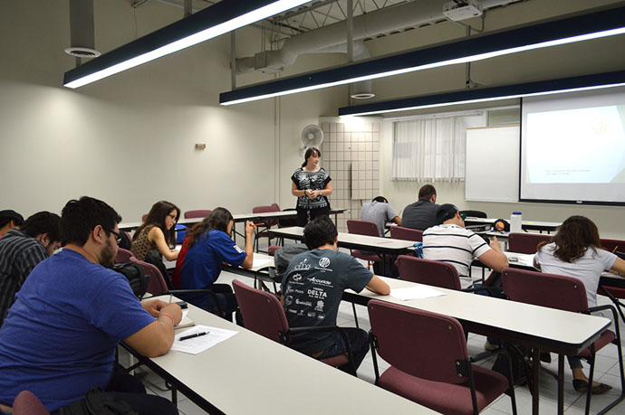 Ofrecen talleres gratuitos a universitarios