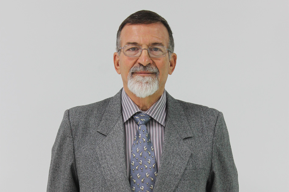 Desarrolla modelo de evaluación para profesionistas