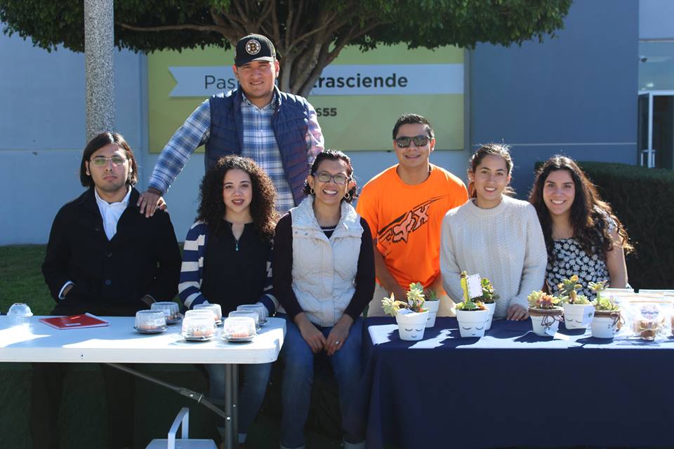 Apoyan con donaciones estudiantes del CETYS