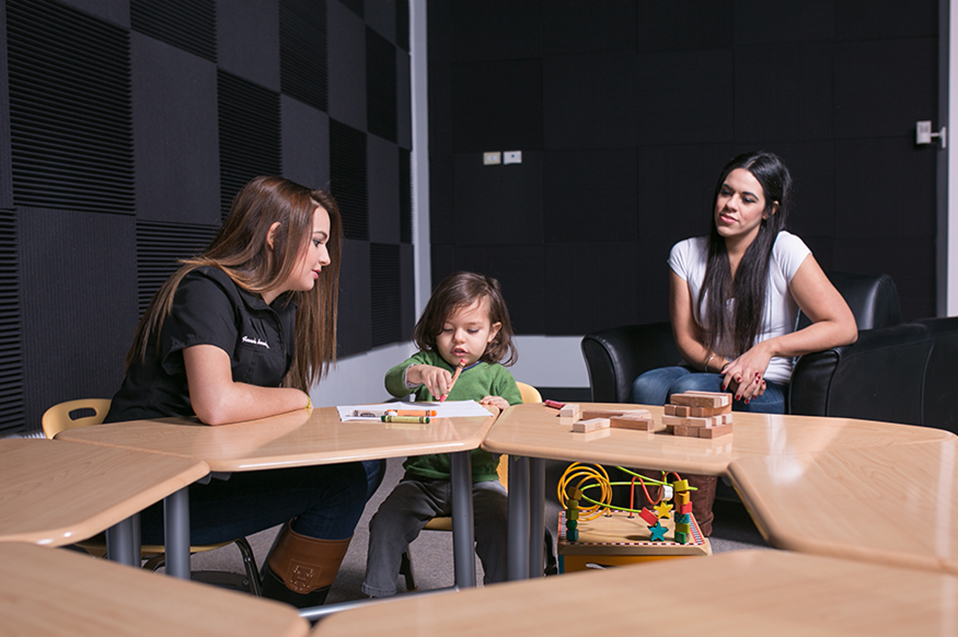 Autismo es detectable durante primer año de vida