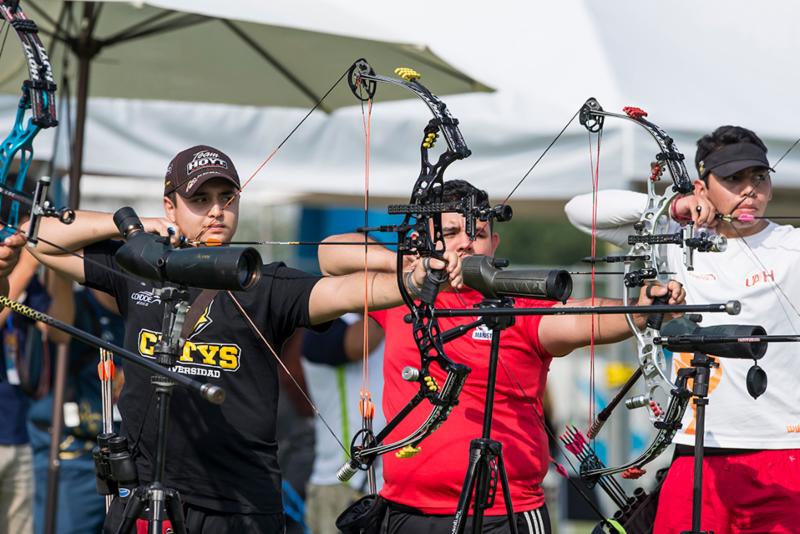 Atletas de oro representan a CETYS en la universiada 2017