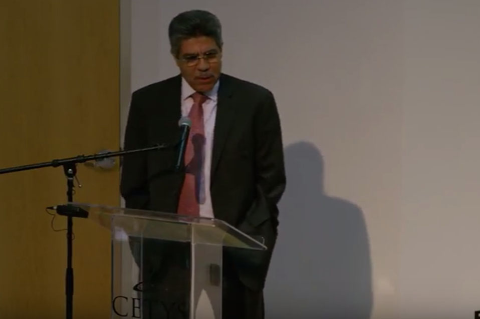 Plática: El educador iluminado