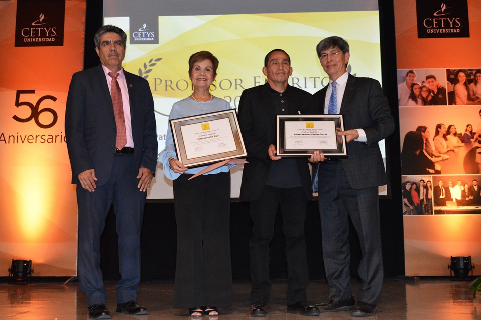 Patricia Pacho y Héctor Vargas: Premio al Profesor Emérito 2017