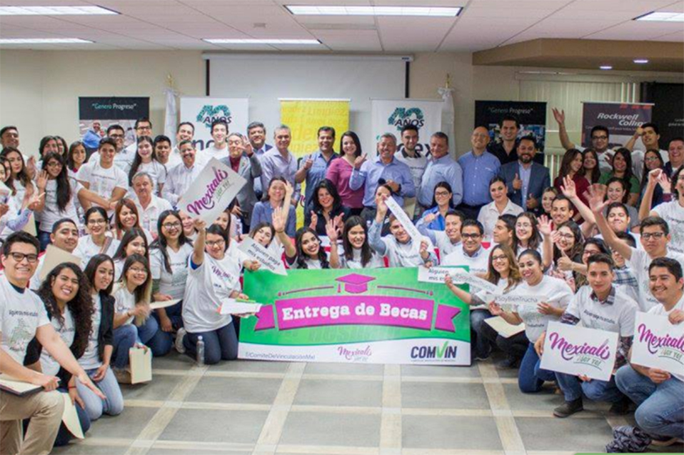 Reciben Ingenieros CETYS becas para sus estudios