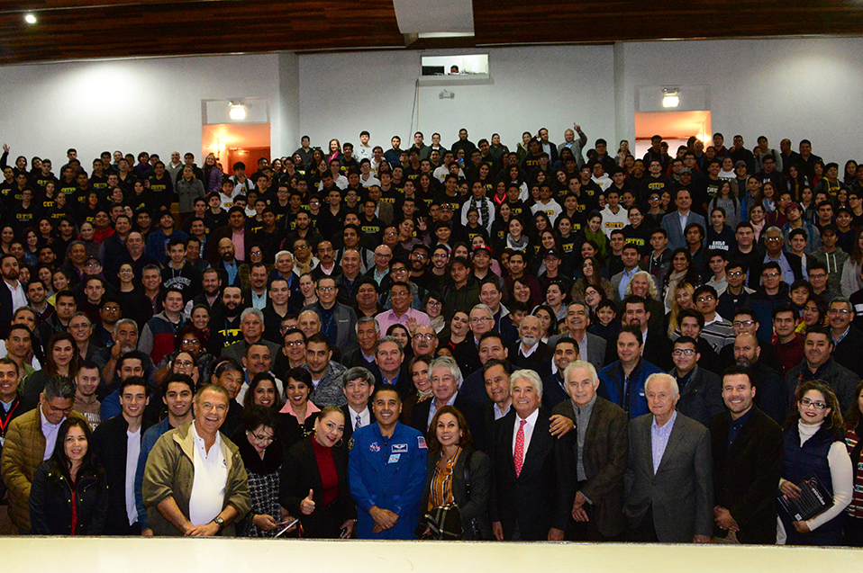 El Cosechador de Estrellas en CETYS