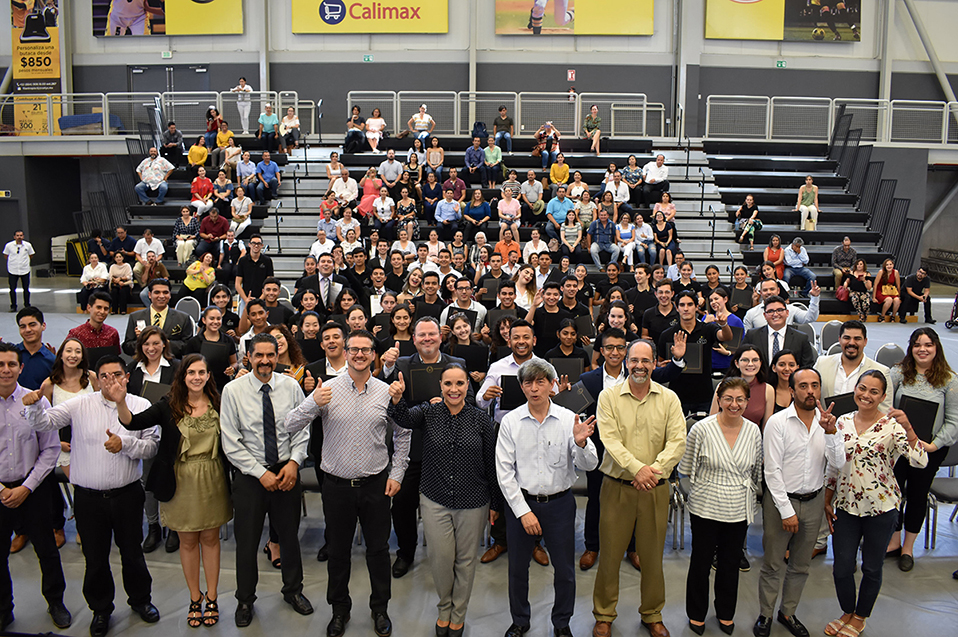 Reconocen al talento integral de Estudiantes de CETYS