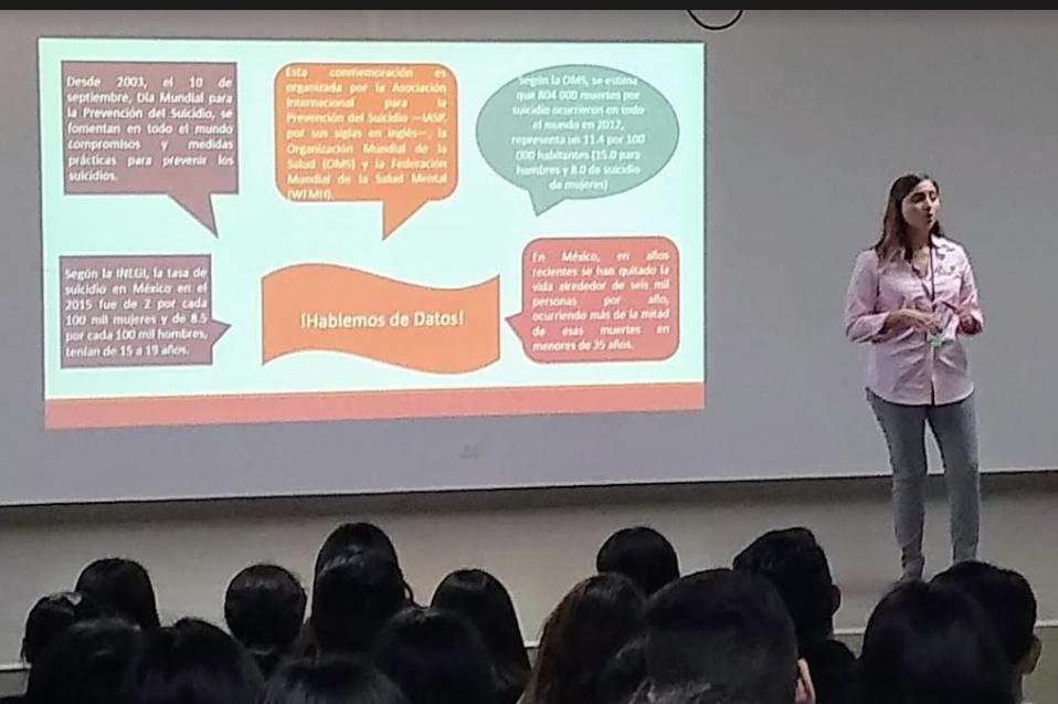 Estudiantes ofrecen pláticas de prevención del suicidio