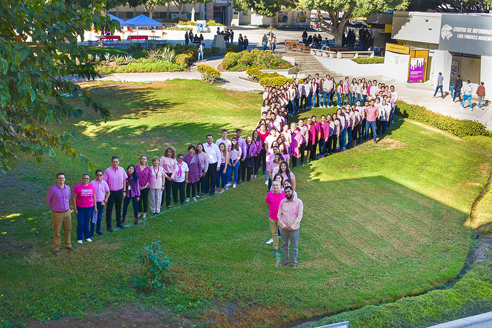 CETYS se viste de rosa y promueve hábitos de vida saludable