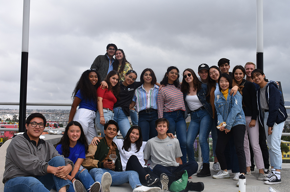 Alumnos de Pacific Ridge School  de Carlsbad aprenden sobre la migración en CETYS Tijuana