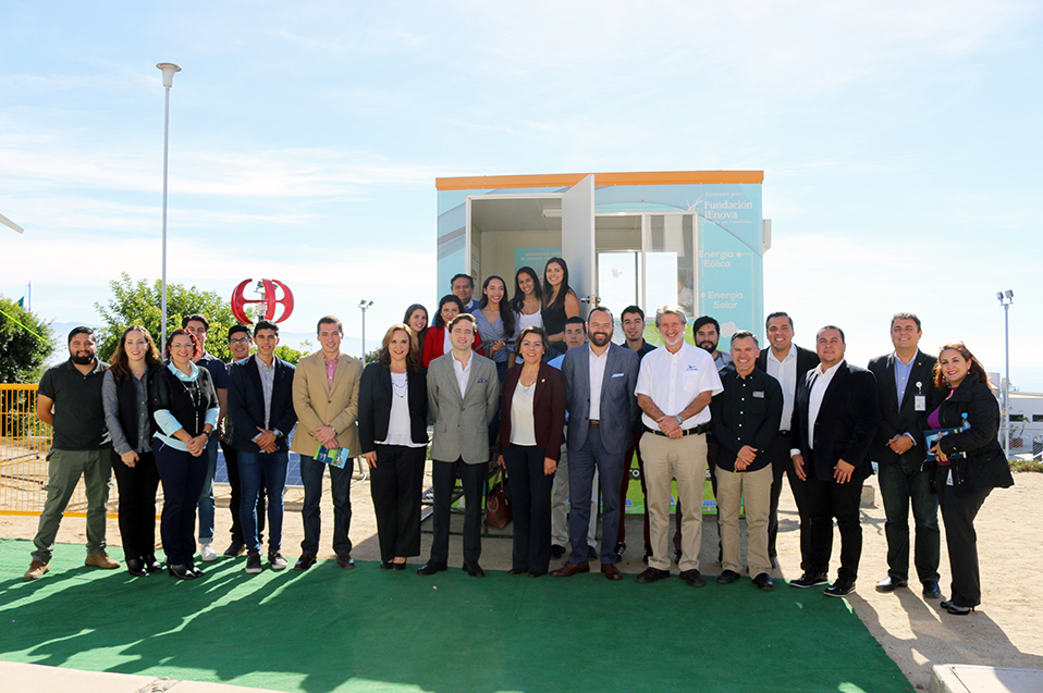 Laboratorio Móvil de Energías Renovables en Ensenada. Laboratorio Móvil de Energías Renovables en Ensenada.