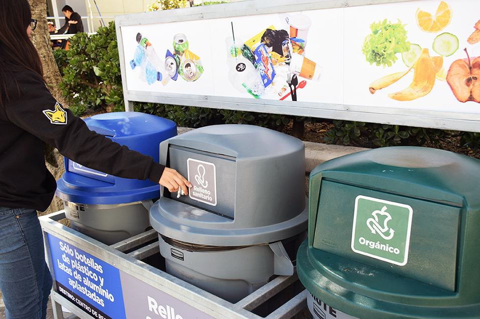 CETYS Zero Waste, Campus Tijuana. CETYS Zero Waste, Campus Tijuana.