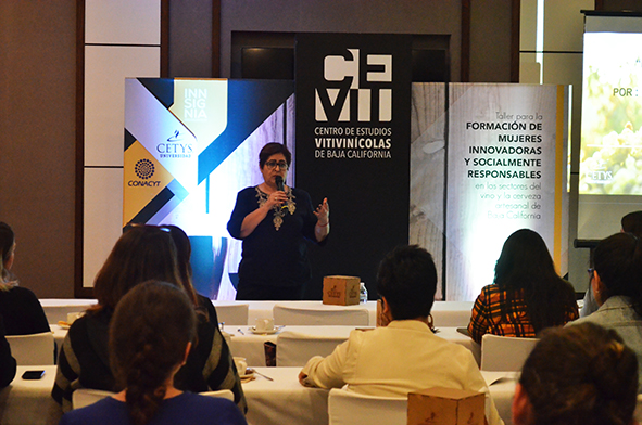 Laura Zamora, cambiando el panorama de la mujer en el vino nacional